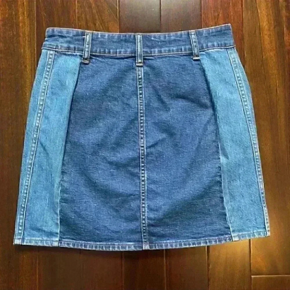 Madewell Denim Mini Skirt Button Front 2 Tone Blue Jean Size 26 - Picture 13 of 14